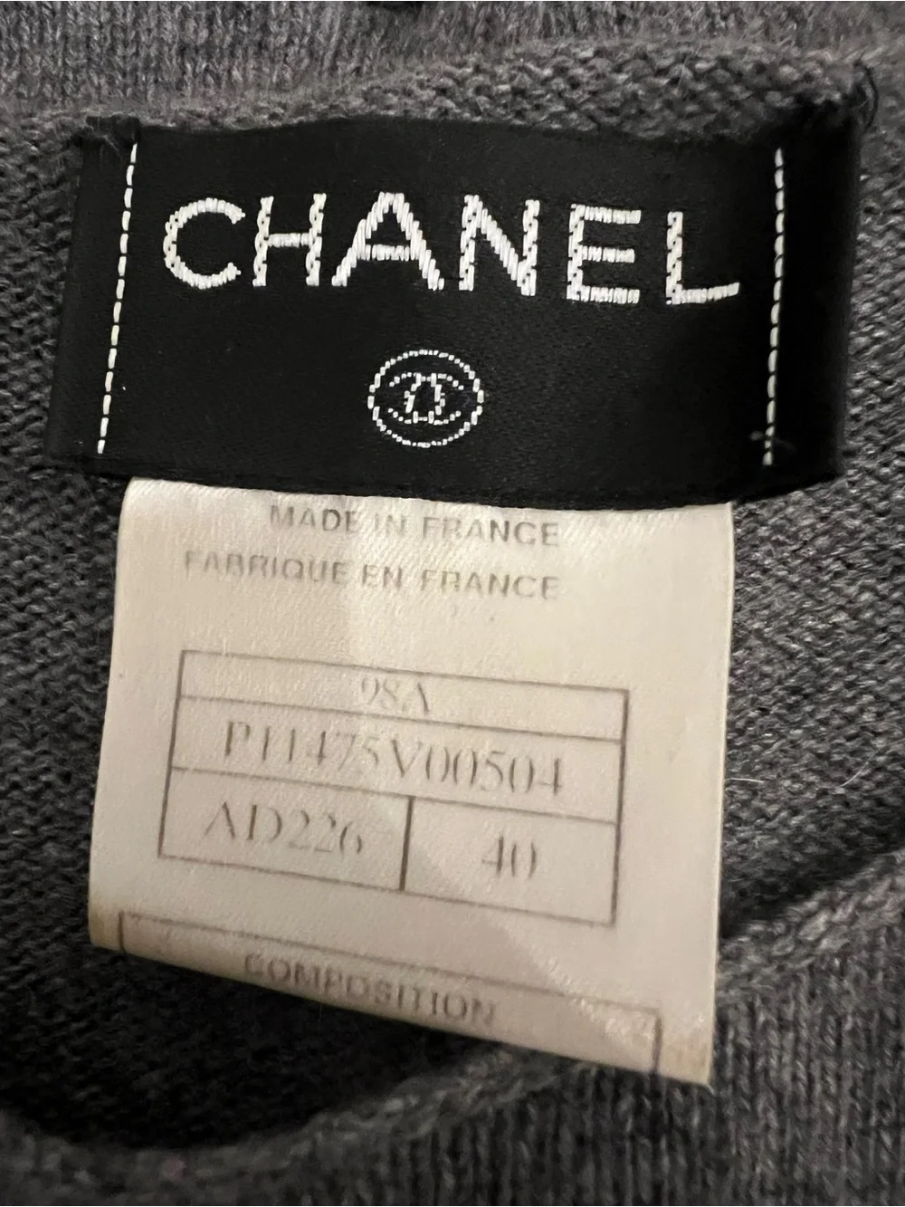 Vintage CHANEL '98A Chain Trim Cashmere Silk Gray Cardigan Sweater Twin Set Fr40